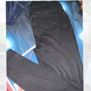 Black stretch skinny jeans